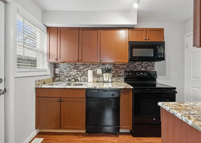 Polished 2-bedroom Close To Osu Campus Apartment *