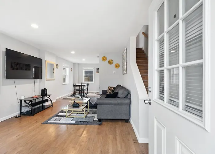 Polished 2-bedroom Close To Osu Campus Apartment *