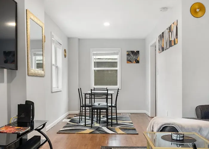 Polished 2-bedroom Close To Osu Campus Apartment