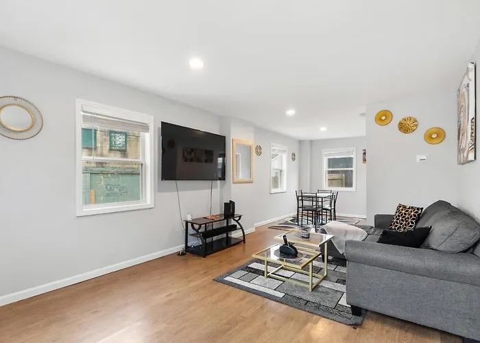 Polished 2-bedroom Close To Osu Campus Apartment