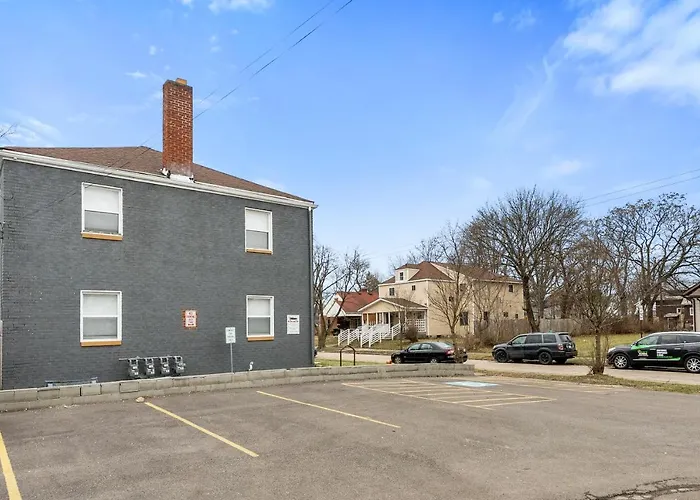 Apartment Polished 2-bedroom Close To Osu Campus *